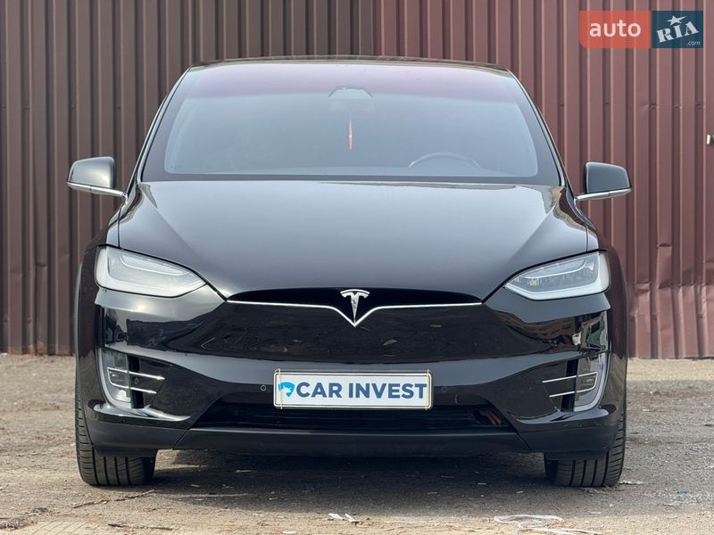 Внедорожник / Кроссовер Tesla Model X 2017 в Киеве