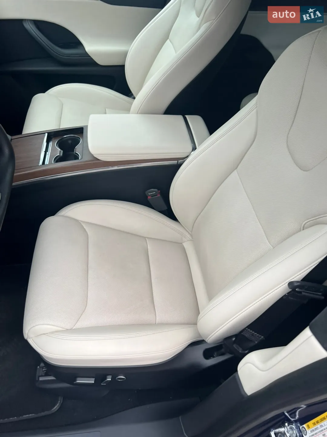 2022 Tesla Model X - мініатюра 13