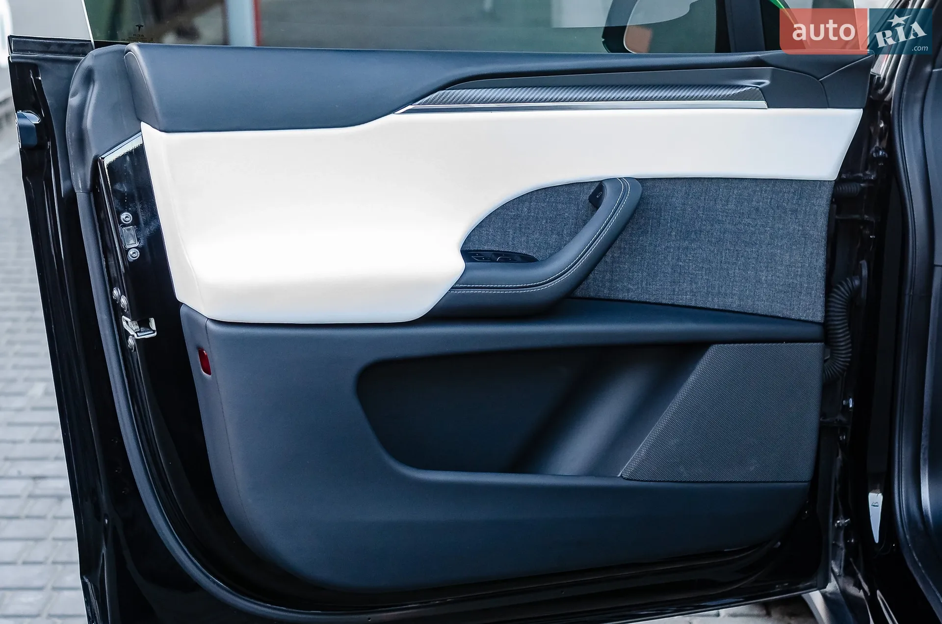 2022 Tesla Model X - мініатюра 39