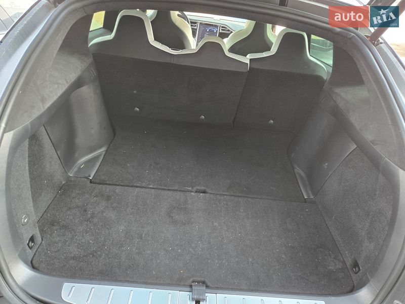 Внедорожник / Кроссовер Tesla Model X 2017 в Киеве