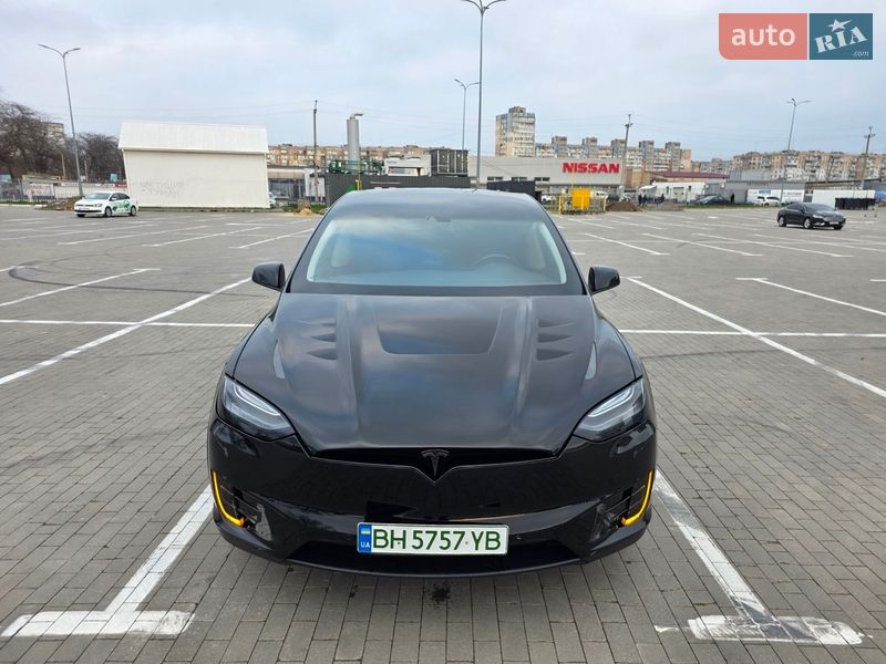 Позашляховик / Кросовер Tesla Model X 2016 в Одесі фото 2 Позашляховик / Кросовер Tesla Model X 2016 в Одесі