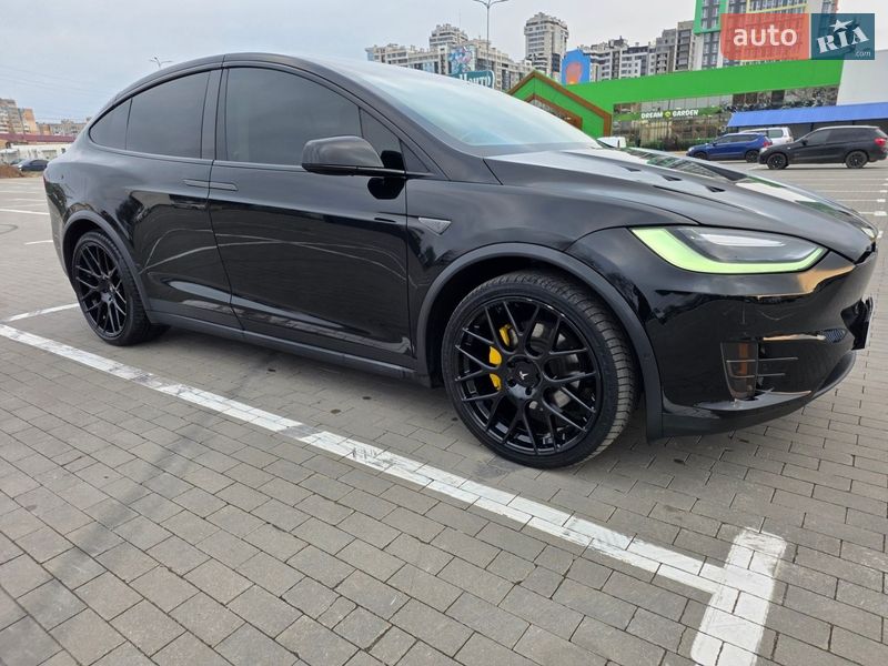 Позашляховик / Кросовер Tesla Model X 2016 в Одесі фото 7 Позашляховик / Кросовер Tesla Model X 2016 в Одесі