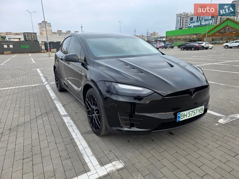 Tesla Model X