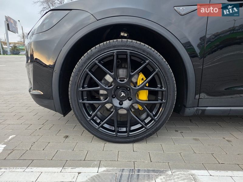 Позашляховик / Кросовер Tesla Model X 2016 в Одесі фото 14 Позашляховик / Кросовер Tesla Model X 2016 в Одесі