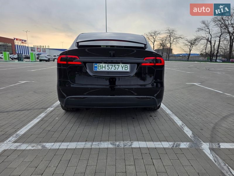 Позашляховик / Кросовер Tesla Model X 2016 в Одесі фото 19 Позашляховик / Кросовер Tesla Model X 2016 в Одесі