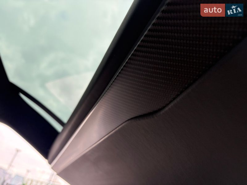 Внедорожник / Кроссовер Tesla Model X 2019 в Киеве