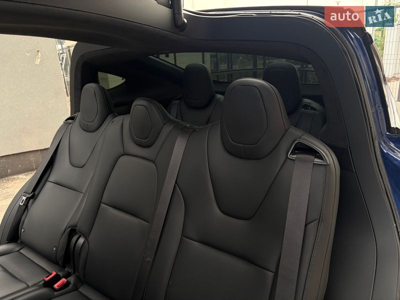 Внедорожник / Кроссовер Tesla Model X 2019 в Киеве