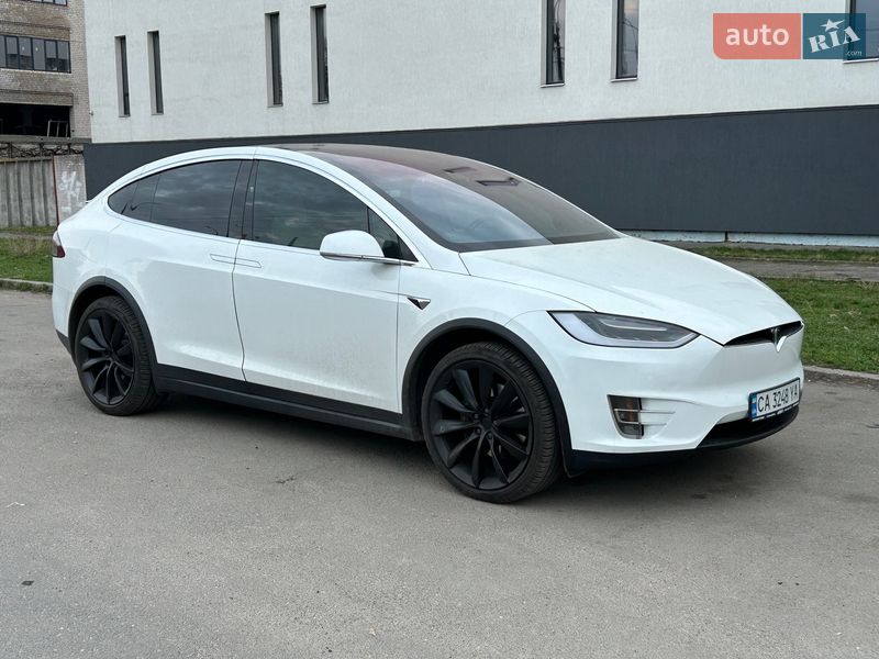 Позашляховик / Кросовер Tesla Model X 2017 в Черкасах фото 6 Позашляховик / Кросовер Tesla Model X 2017 в Черкасах