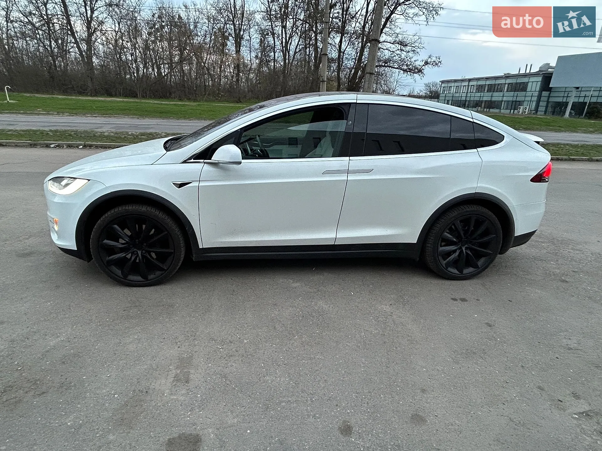 2017 Tesla Model X - мініатюра 29