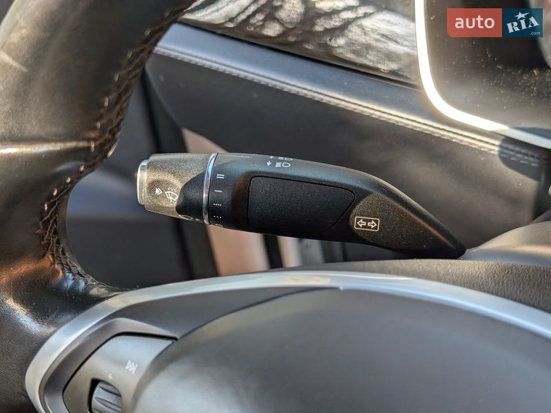 Позашляховик / Кросовер Tesla Model X 2017 в Києві