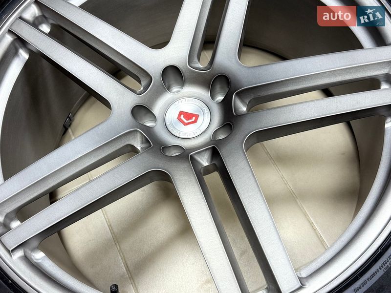 Позашляховик / Кросовер Tesla Model X 2022 в Одесі фото 8 Позашляховик / Кросовер Tesla Model X 2022 в Одесі