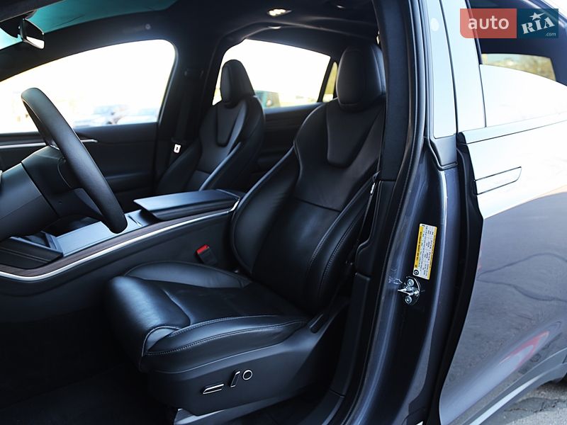 Позашляховик / Кросовер Tesla Model X 2023 в Києві