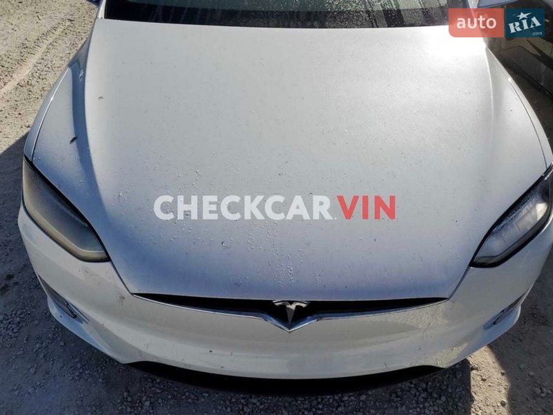 Позашляховик / Кросовер Tesla Model X 2016 в Рівному фото 8 Позашляховик / Кросовер Tesla Model X 2016 в Рівному