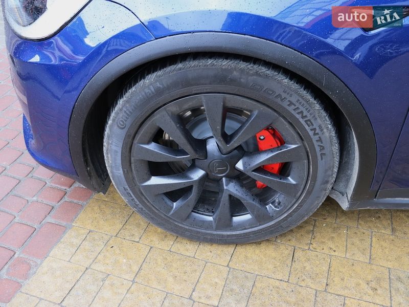Позашляховик / Кросовер Tesla Model X 2023 в Львові