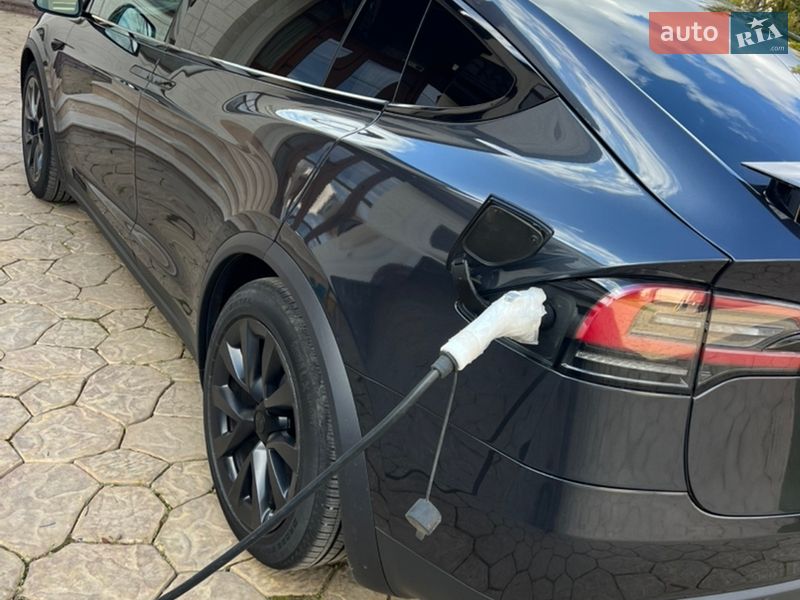 Позашляховик / Кросовер Tesla Model X 2024 в Одесі