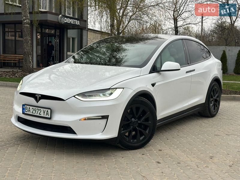 2023 Tesla Model X, VIN 7SAXCBE50PF366609:plate — фото 1 (autoria)