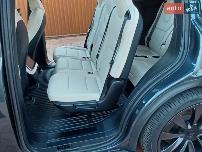 Позашляховик / Кросовер Tesla Model X 2023 в Одесі фото 12 Позашляховик / Кросовер Tesla Model X 2023 в Одесі