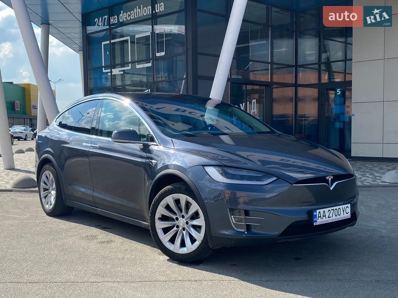 Внедорожник / Кроссовер Tesla Model X 2018 в Киеве фото 6 Внедорожник / Кроссовер Tesla Model X 2018 в Киеве