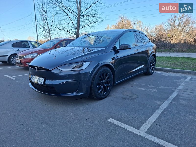 Внедорожник / Кроссовер Tesla Model X 2024 в Киеве