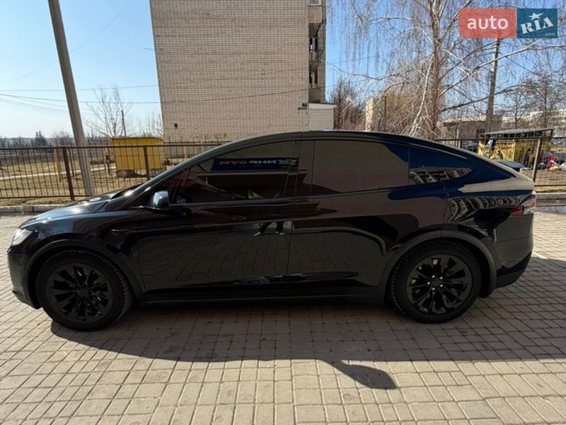 Внедорожник / Кроссовер Tesla Model X 2017 в Ладыжине фото 6 Внедорожник / Кроссовер Tesla Model X 2017 в Ладыжине