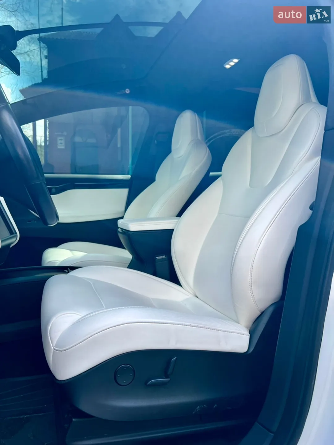 2018 Tesla Model X - мініатюра 39