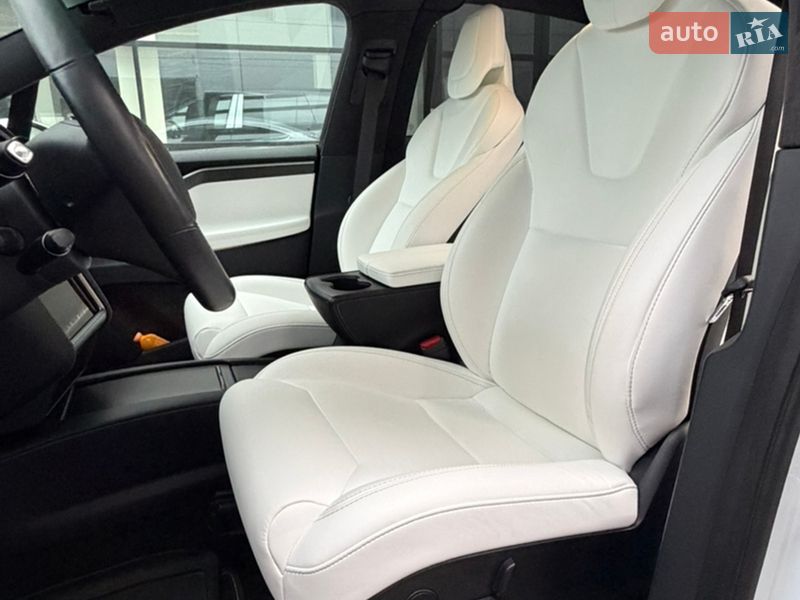 Внедорожник / Кроссовер Tesla Model X 2020 в Киеве