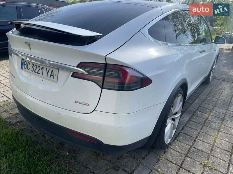 Внедорожник / Кроссовер Tesla Model X 2016 в Львове