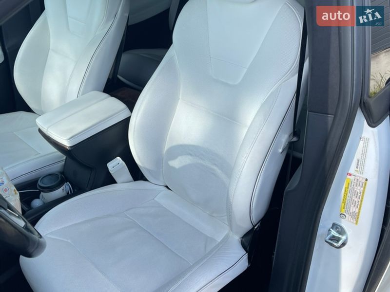 Внедорожник / Кроссовер Tesla Model X 2016 в Львове