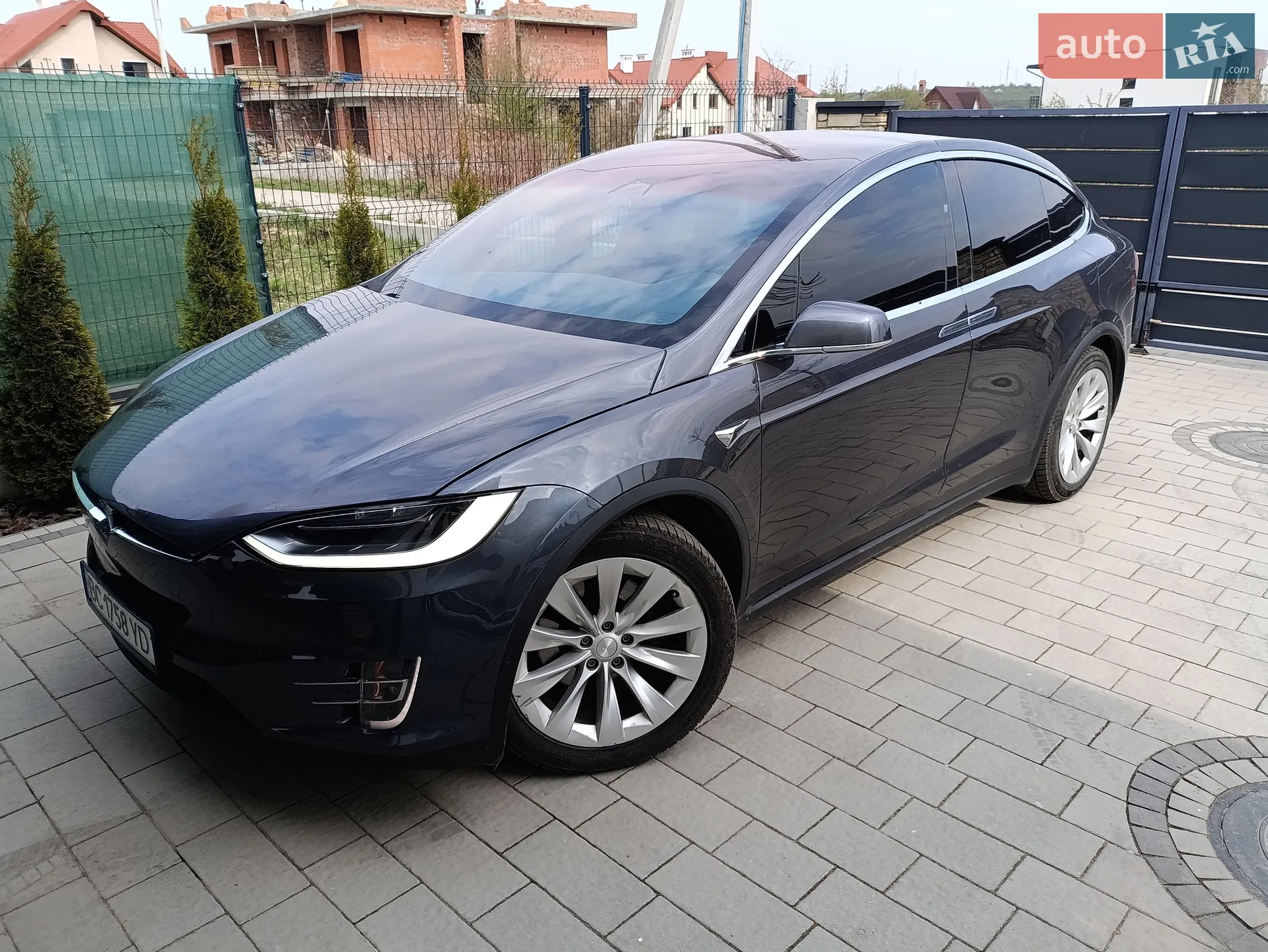 2017 Tesla Model X - мініатюра 2