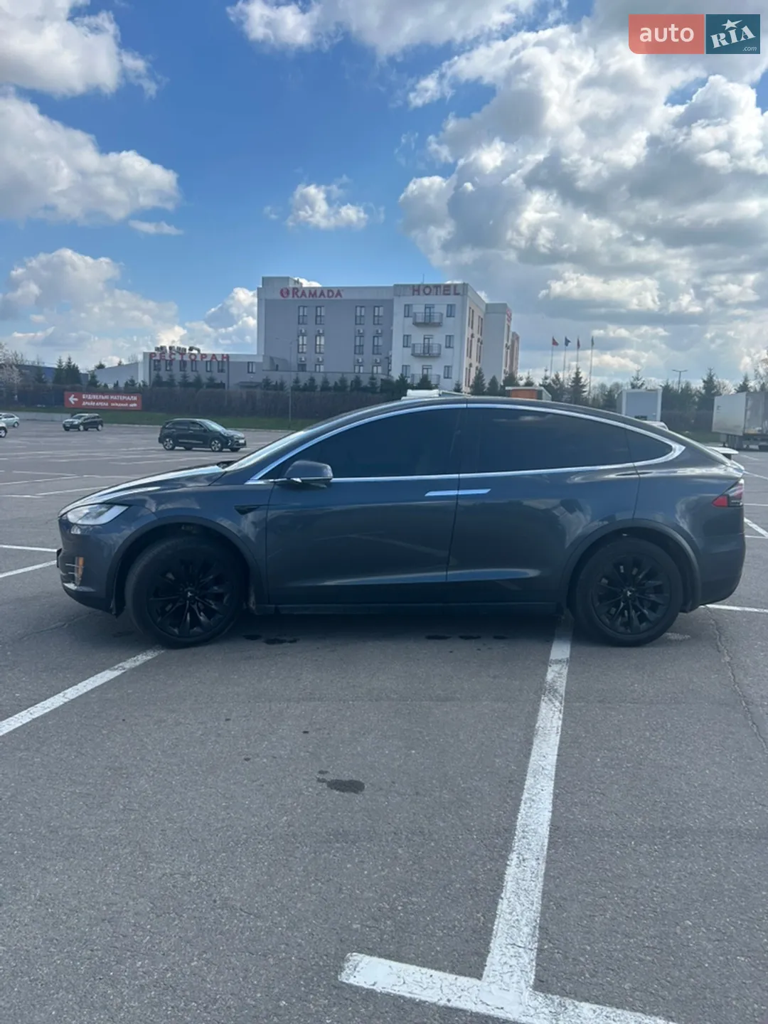 2020 Tesla Model X - мініатюра 6