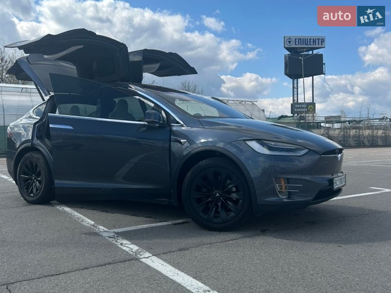Позашляховик / Кросовер Tesla Model X 2020 в Львові фото 13 Позашляховик / Кросовер Tesla Model X 2020 в Львові