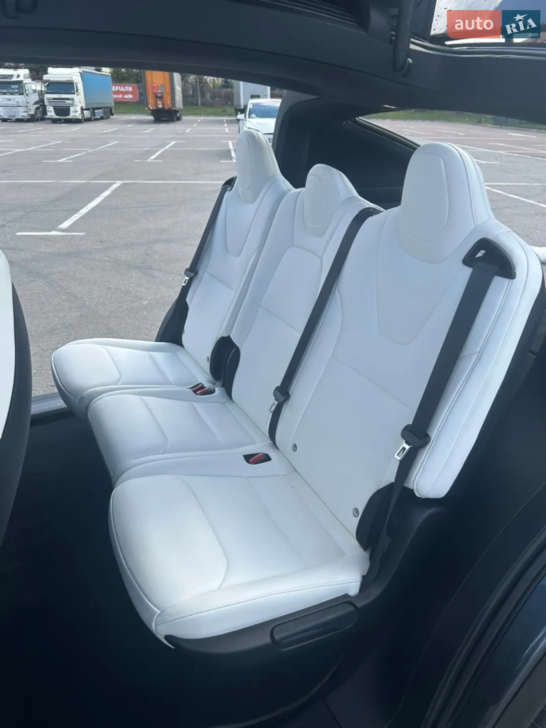 2020 Tesla Model X - мініатюра 16