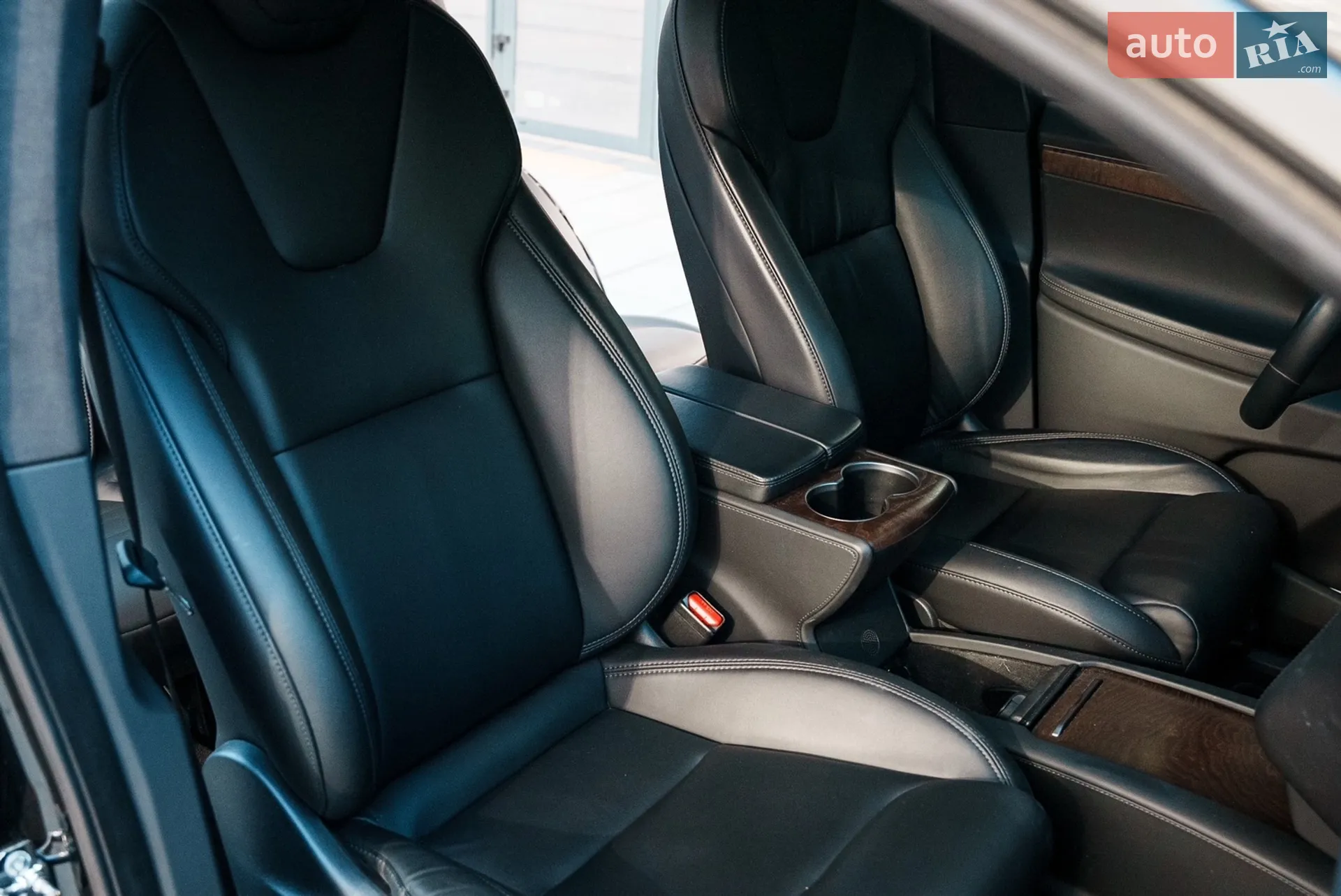 2020 Tesla Model X - мініатюра 12