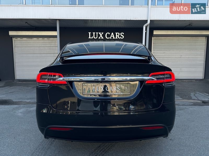 Внедорожник / Кроссовер Tesla Model X 2016 в Киеве