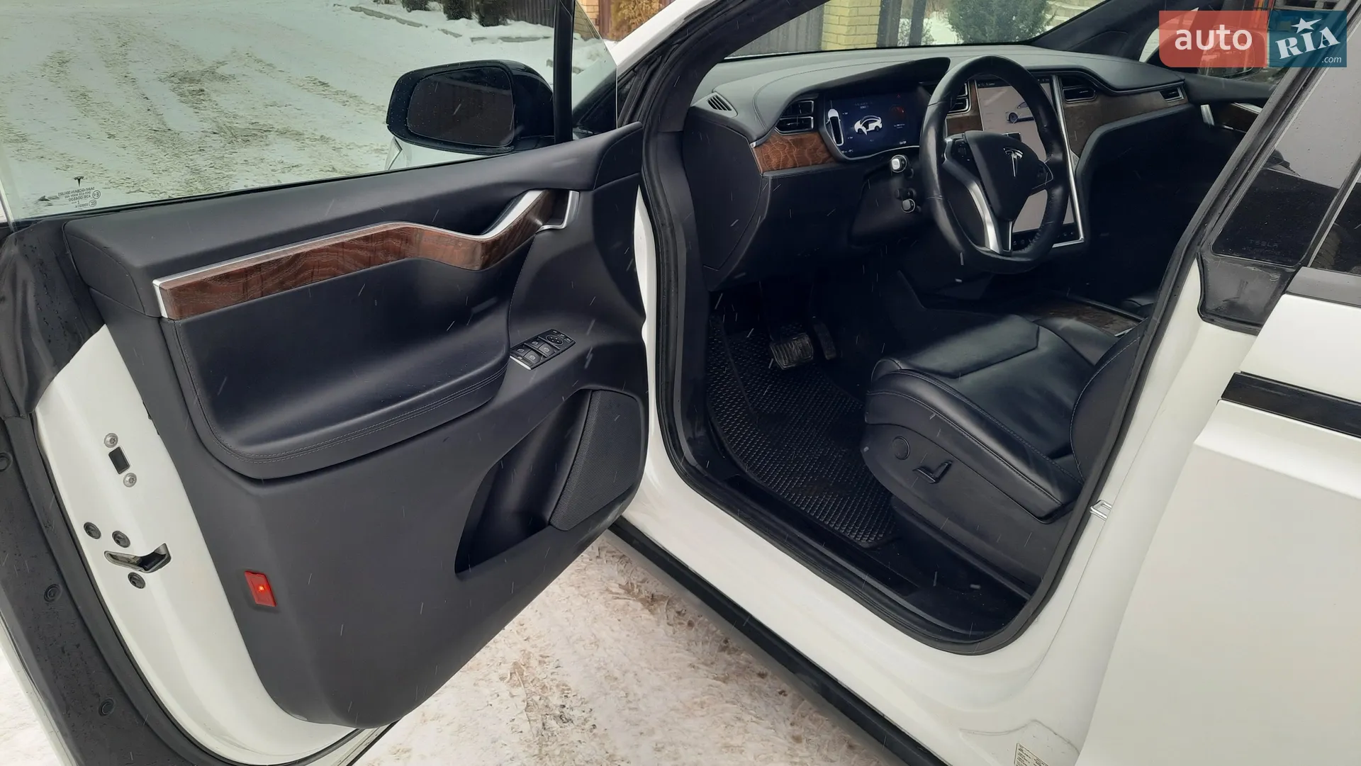 2017 Tesla Model X - мініатюра 14