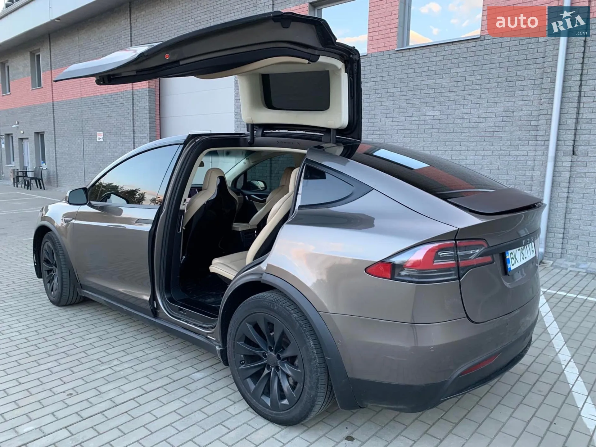 2016 Tesla Model X - мініатюра 29