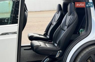 Внедорожник / Кроссовер Tesla Model X 2019 в Львове