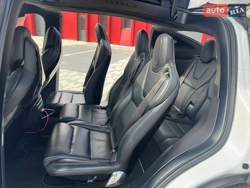 Позашляховик / Кросовер Tesla Model X 2017 в Львові фото 21 Позашляховик / Кросовер Tesla Model X 2017 в Львові