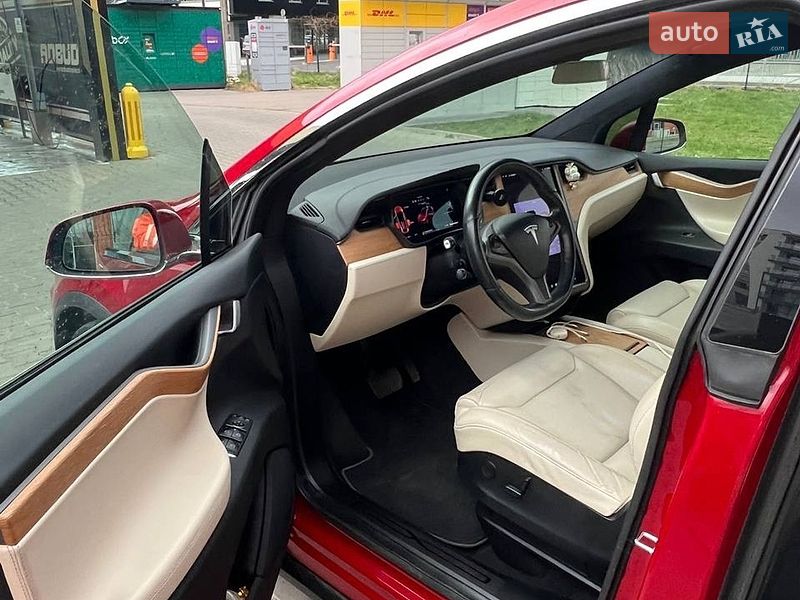 Внедорожник / Кроссовер Tesla Model X 2019 в Львове