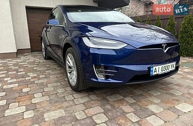 Внедорожник / Кроссовер Tesla Model X 2016 в Киеве