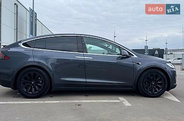 Внедорожник / Кроссовер Tesla Model X 2017 в Киеве