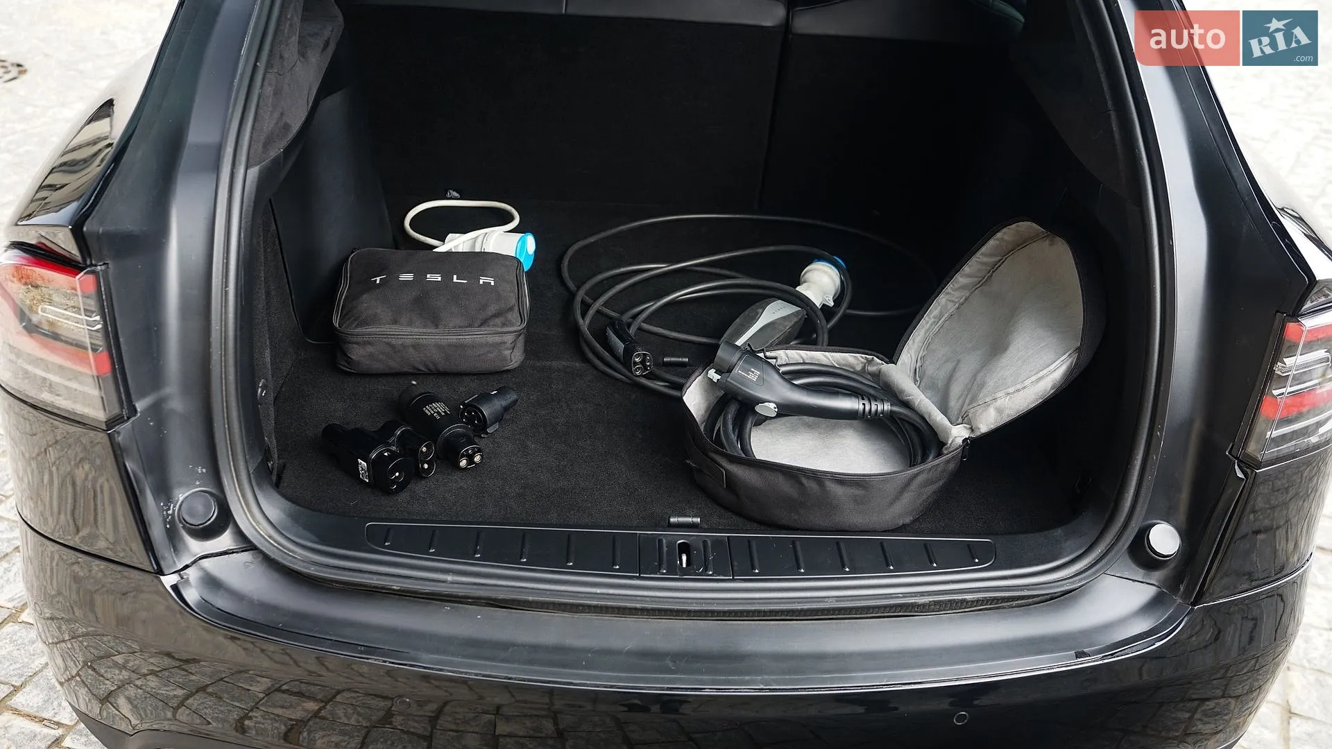 2020 Tesla Model X - мініатюра 36