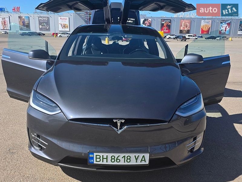 Позашляховик / Кросовер Tesla Model X 2018 в Одесі