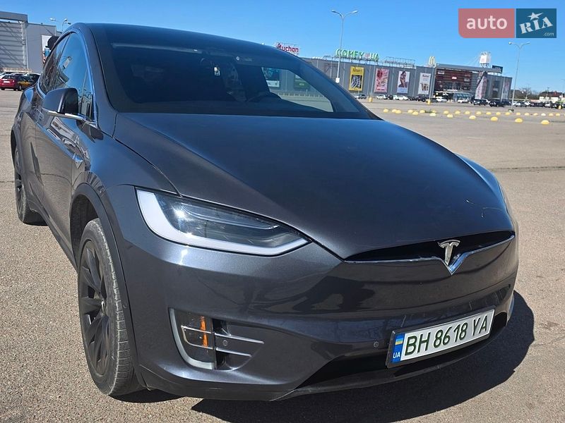 Позашляховик / Кросовер Tesla Model X 2018 в Одесі