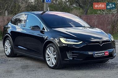 Внедорожник / Кроссовер Tesla Model X 2016 в Львове