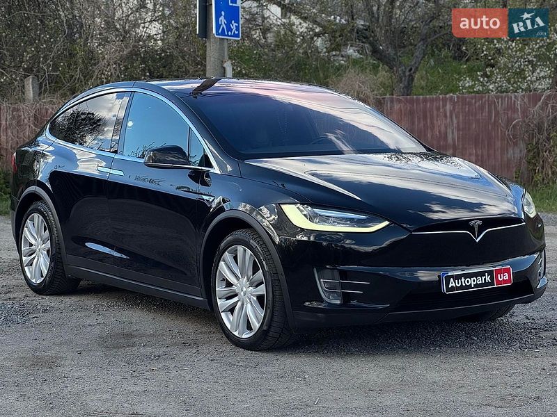 Внедорожник / Кроссовер Tesla Model X 2016 в Львове