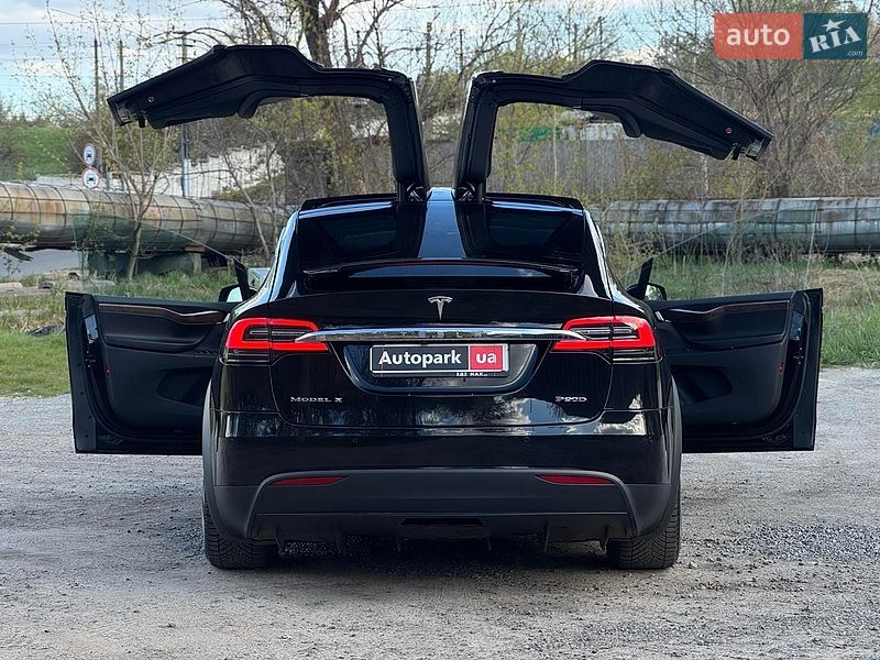 Внедорожник / Кроссовер Tesla Model X 2016 в Львове