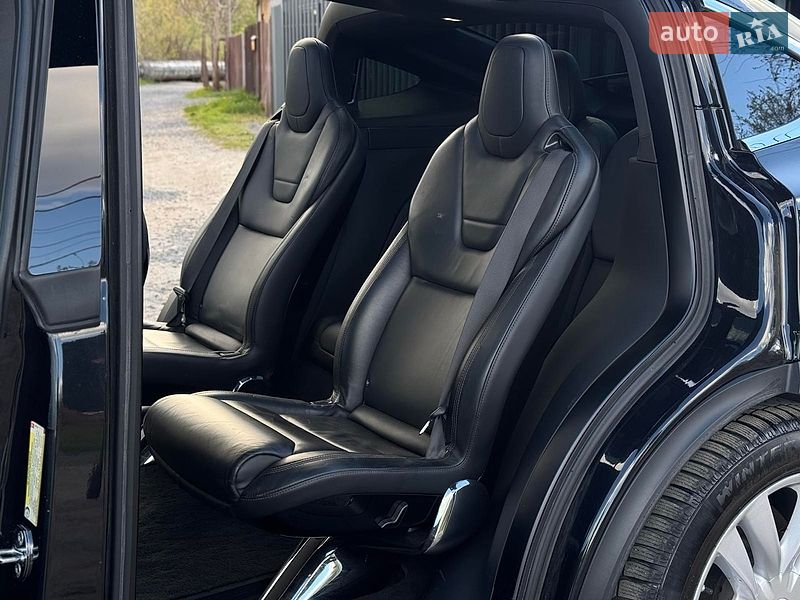 Внедорожник / Кроссовер Tesla Model X 2016 в Львове
