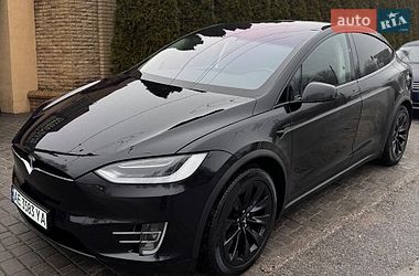 Внедорожник / Кроссовер Tesla Model X 2018 в Львове
