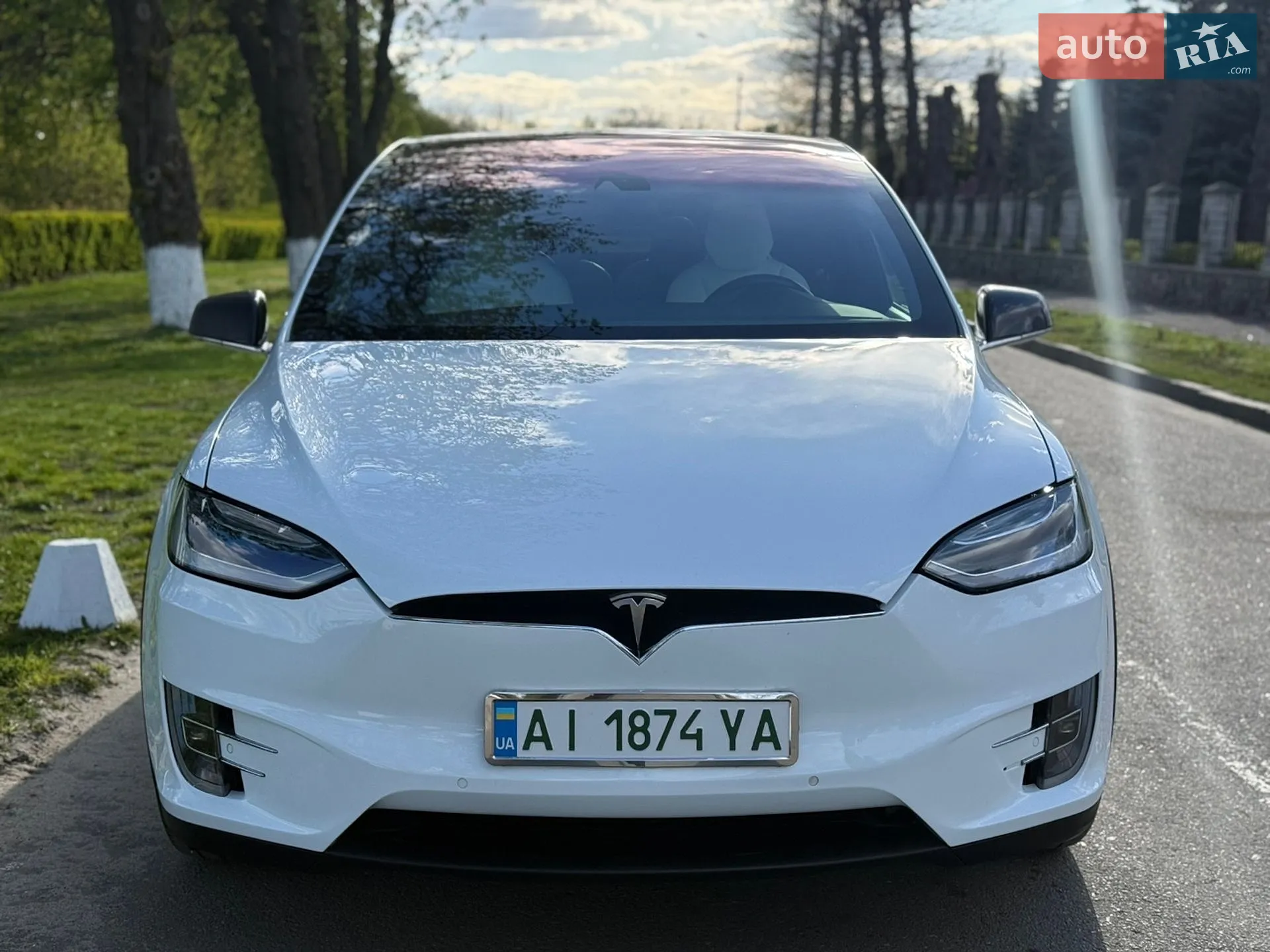 2016 Tesla Model X - мініатюра 3